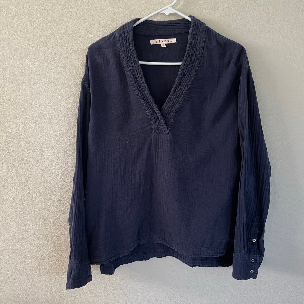 XIRENA Navy Ava Gauze Cotton V-Neck Blouse (S)